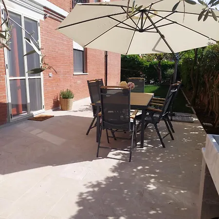 Casa Del Sole Apartments Con Giardino Marina Di Pisa Exterior photo