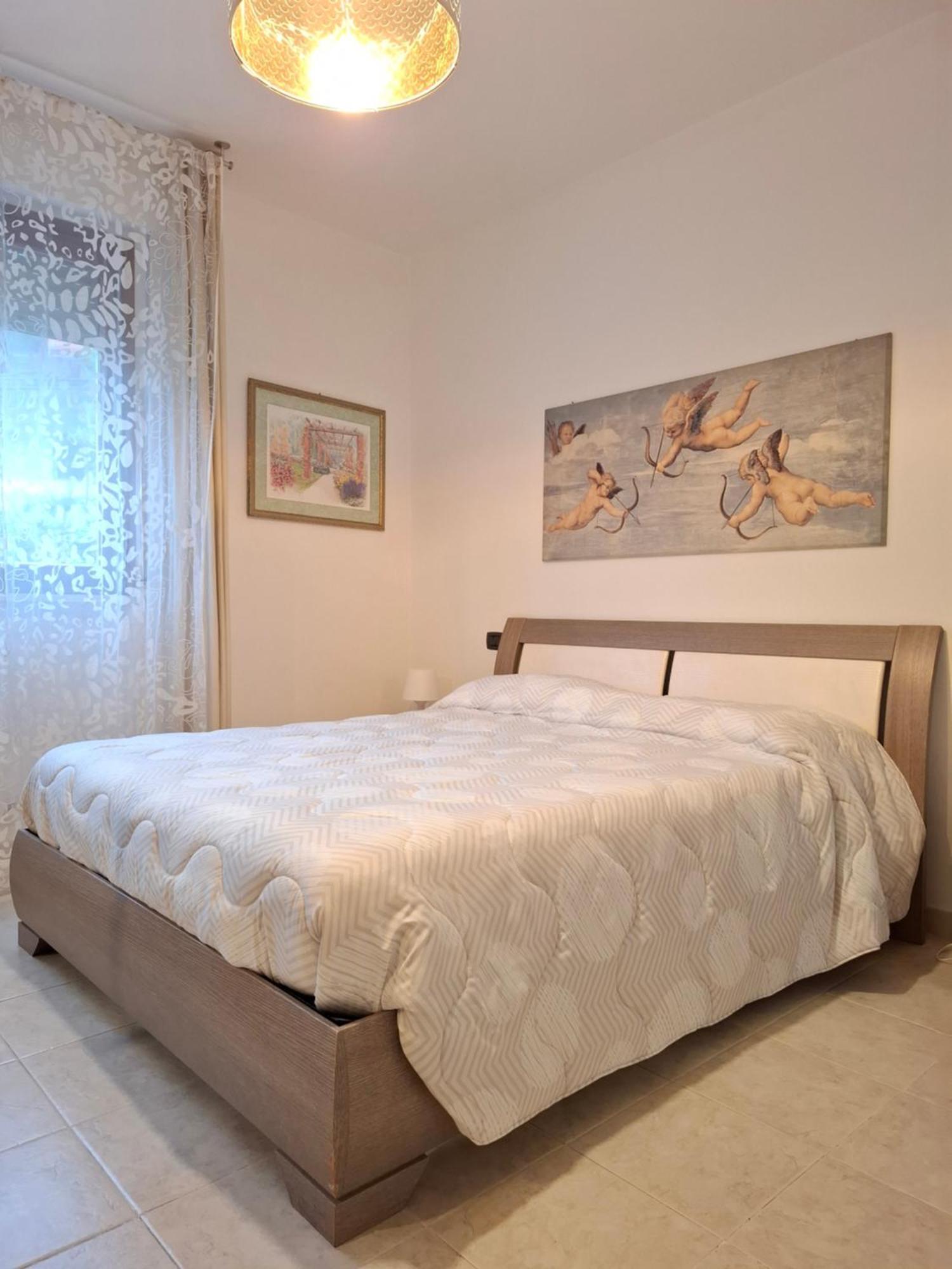 Casa Del Sole Con Giardino Apartment