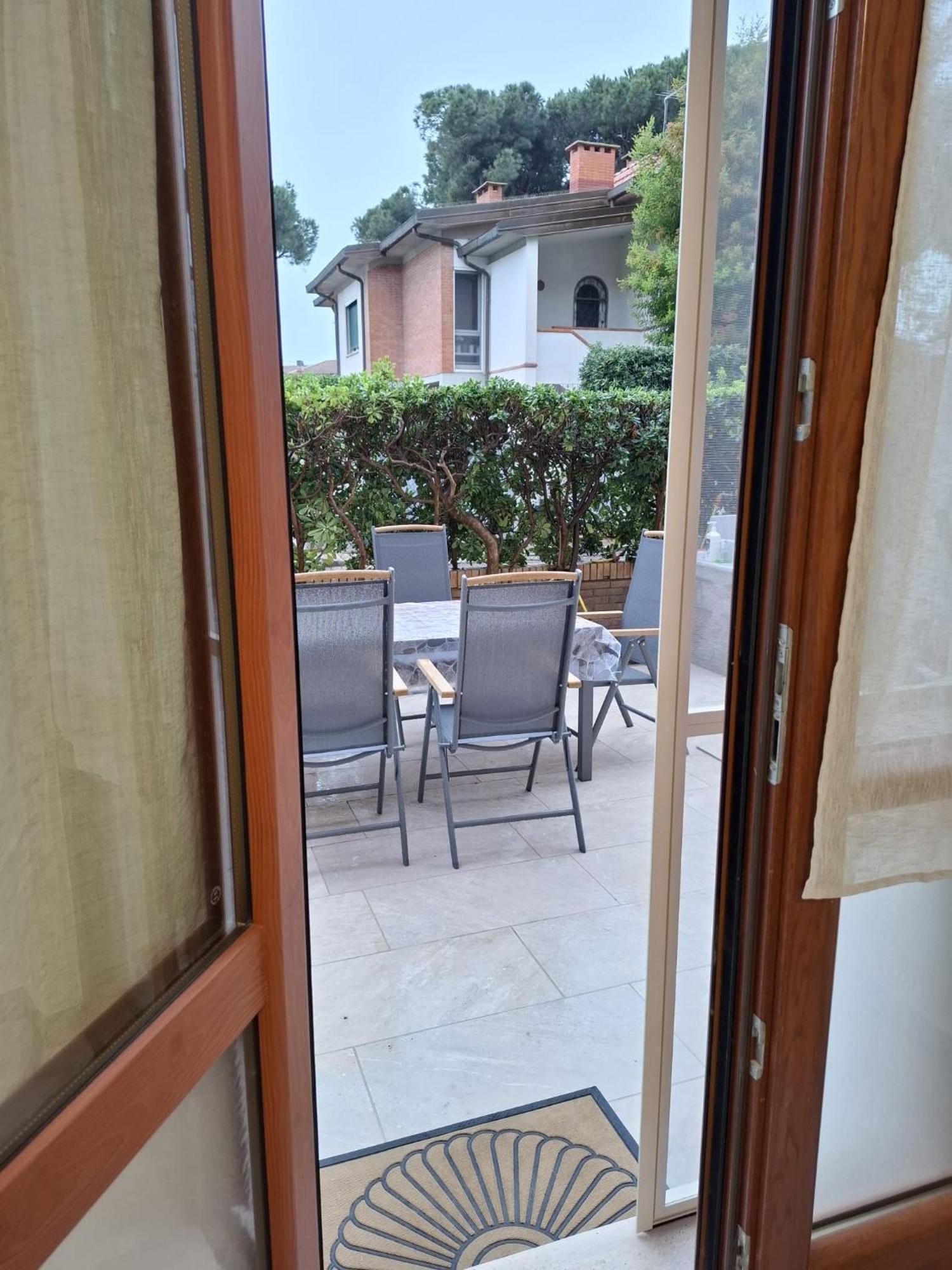 Casa Del Sole Con Giardino Marina Di Pisa