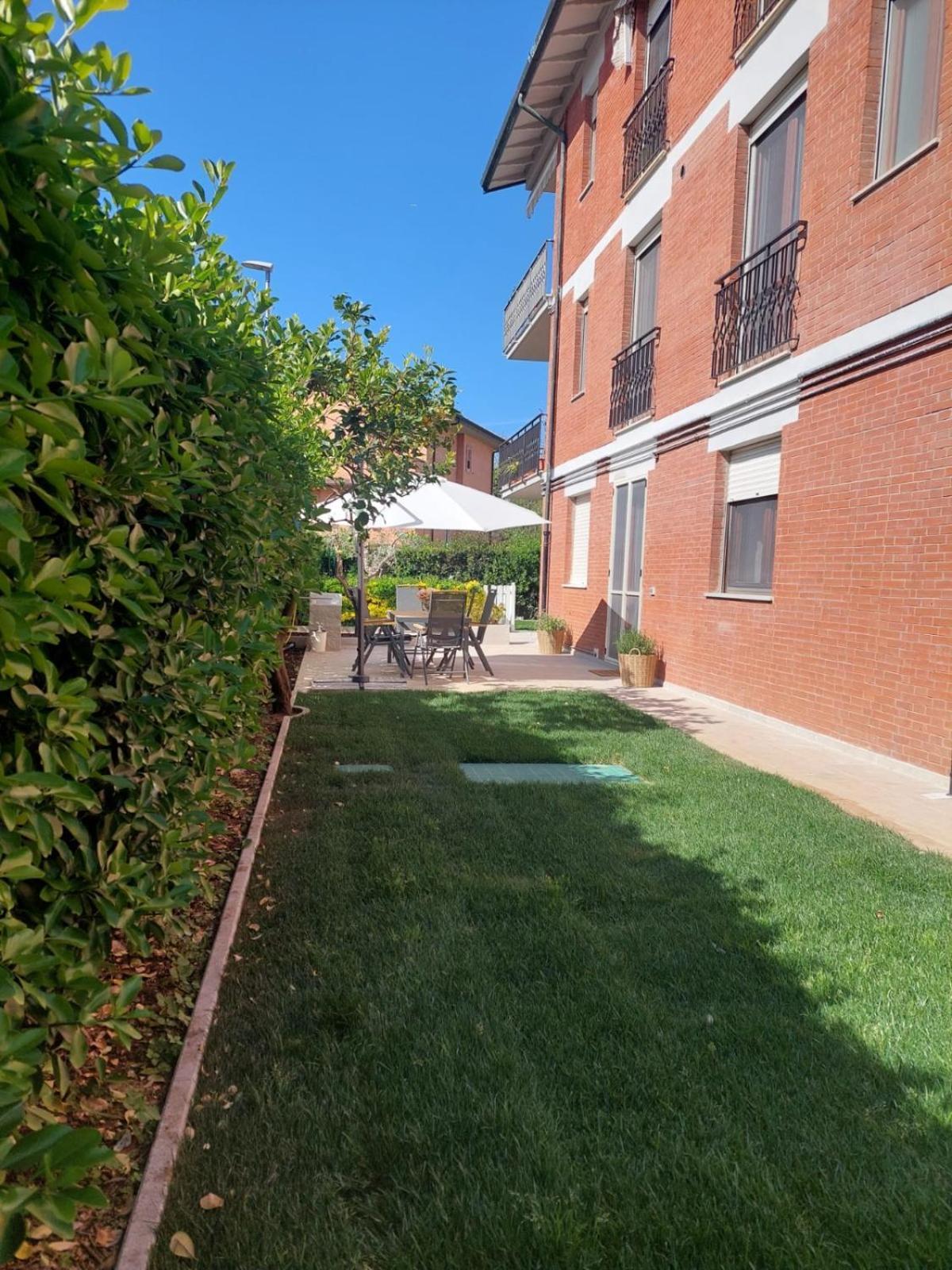 Casa Del Sole Con Giardino *